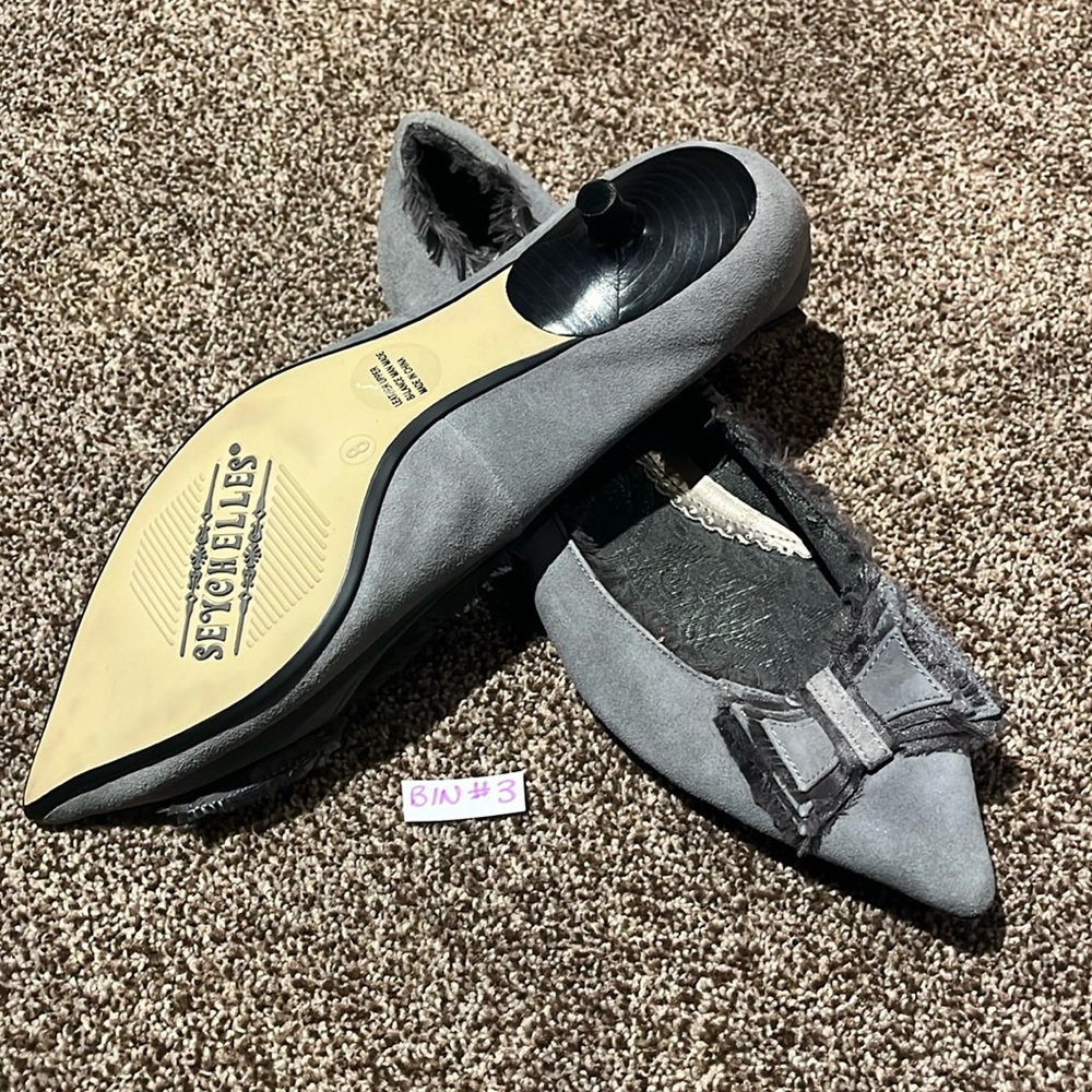 2/$20 Leather, size 8 Seychelles
